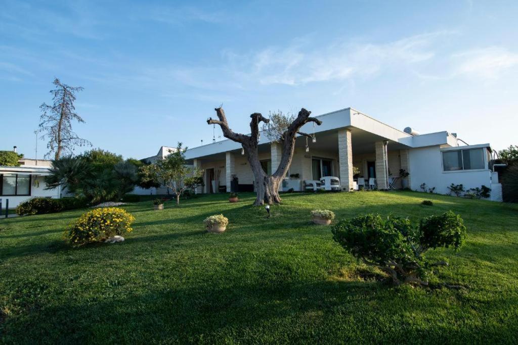 Villa Dalesco Leverano Buitenkant foto